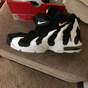 Meet your Posher, Robert